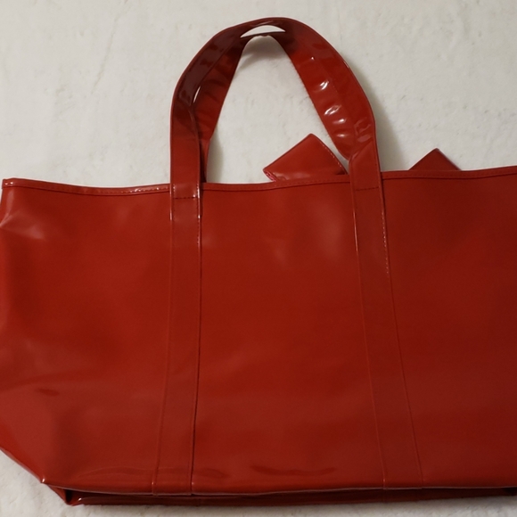 💥*FINAL MARKDOWN**Victoria Secret red/pink bag - Picture 3 of 7